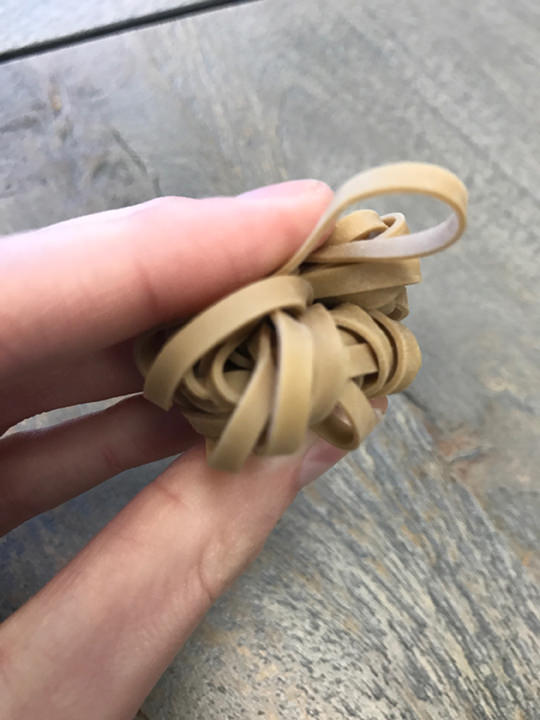 How to make a rubber band ball